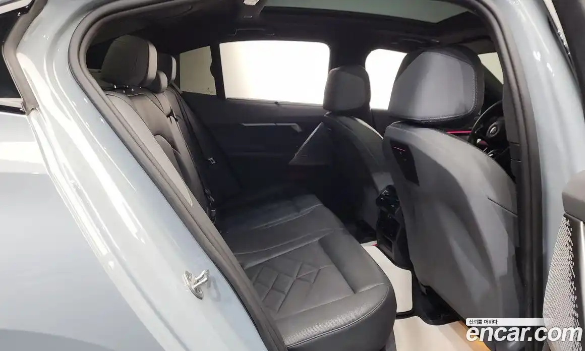 BMW 5-Series 2024 2.0 Автомат в Москве № 362415, фото 11