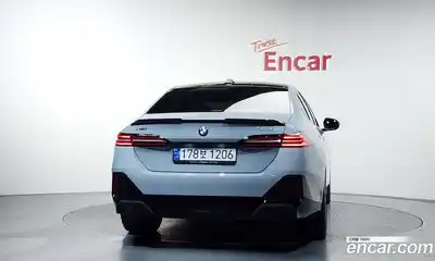 BMW 5-Series 2024 2.0 Автомат в Москве № 362415, миниатюра 3