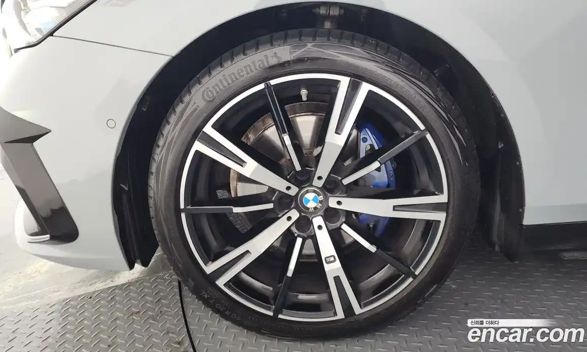 BMW 5-Series 2024 2.0 Автомат в Москве № 362415, фото 4