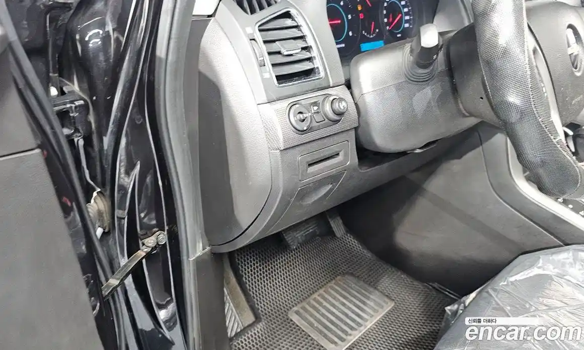 Chevrolet Captiva 2012 2.0 Автомат в Москве № 37196, фото 15