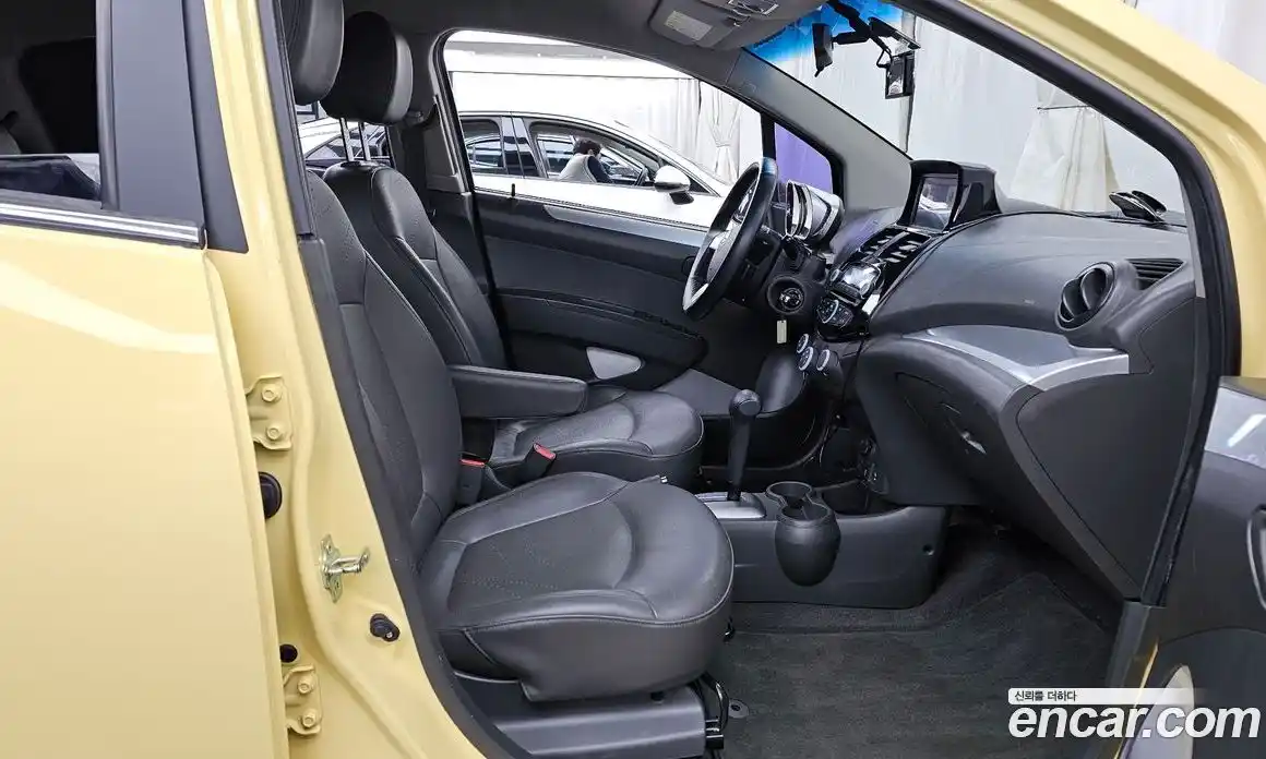 Chevrolet Spark 2014 1.0 Автомат в Москве № 38208, фото 6