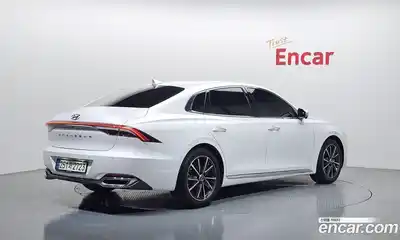Hyundai Grandeur 2021 2.5 Автомат в Москве № 382665, миниатюра 2