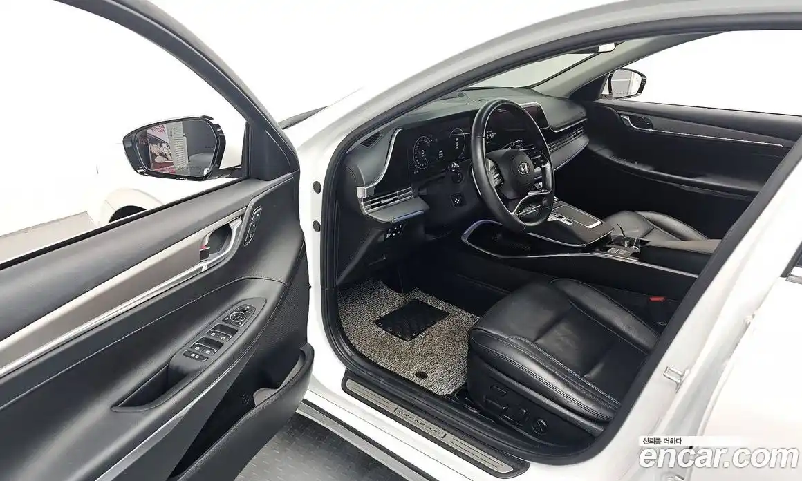 Hyundai Grandeur 2021 2.5 Автомат в Москве № 382665, фото 10
