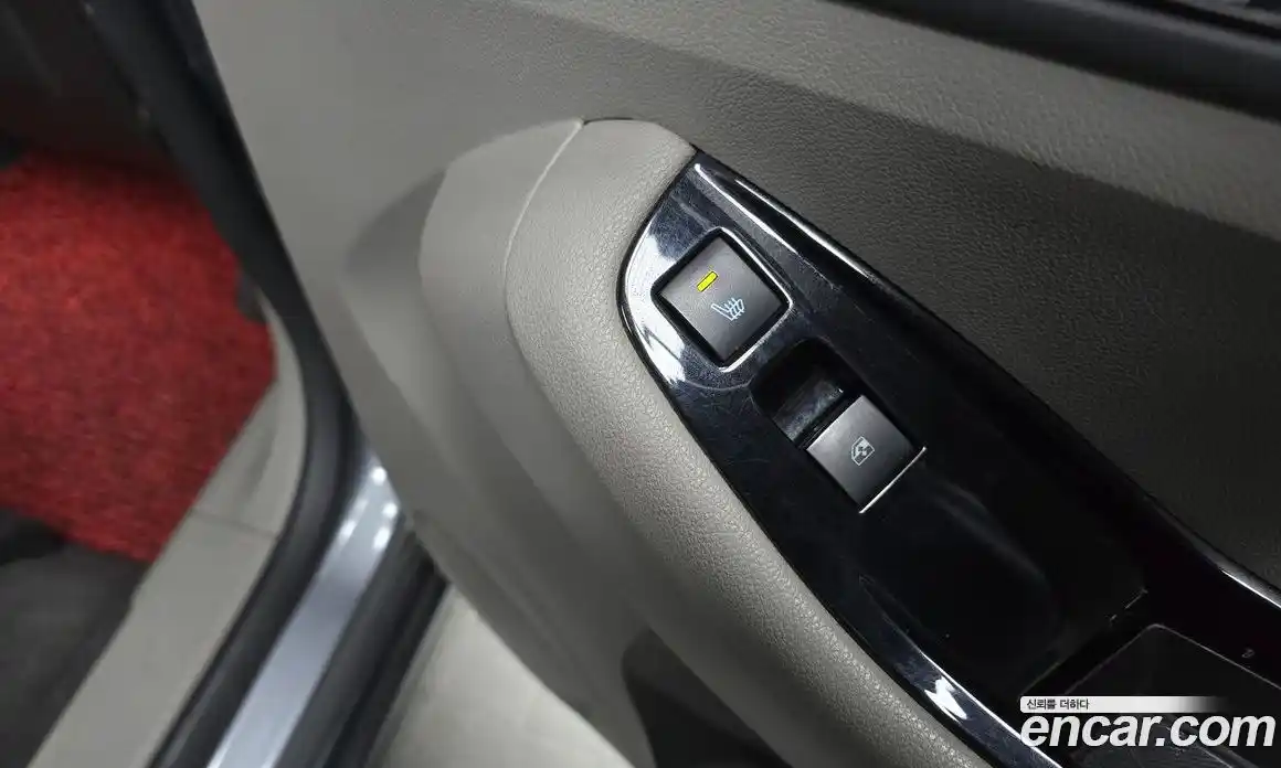 Chevrolet Orlando 2015 2.0 Автомат в Москве № 39319, фото 7