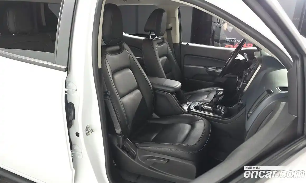 Chevrolet Colorado 2022 3.6 Автомат в Москве № 40409, фото 12