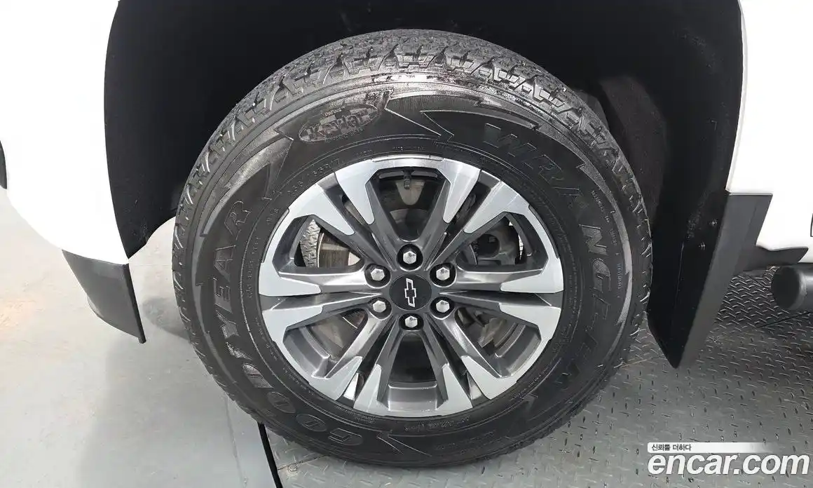 Chevrolet Colorado 2022 3.6 Автомат в Москве № 40409, фото 14