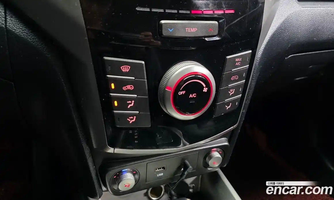 SsangYong TIBOLI 2016 1.6 Автомат в Москве № 410019, фото 16