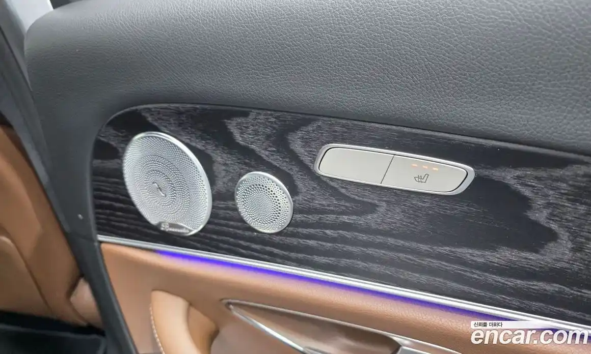 Mercedes-Benz E-Class 2018 2.0 Автомат в Москве № 411626, фото 19