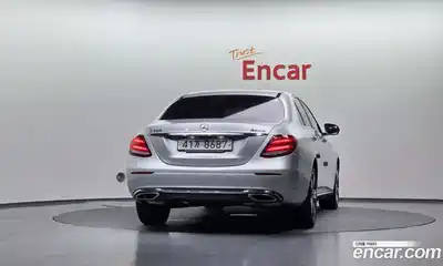 Mercedes-Benz E-Class 2018 2.0 Автомат в Москве № 411626, миниатюра 4