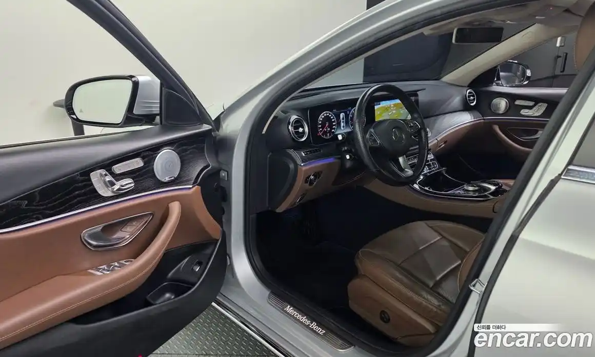 Mercedes-Benz E-Class 2018 2.0 Автомат в Москве № 411626, фото 10