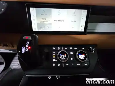 Land Rover Defender 2024 2.0 Автомат в Москве № 416495, миниатюра 12