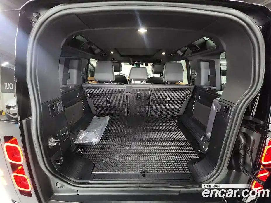 Land Rover Defender 2024 2.0 Автомат в Москве № 416495, фото 14