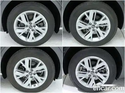 Genesis GV70 2023 2.2 Автомат в Москве № 419067, миниатюра 5