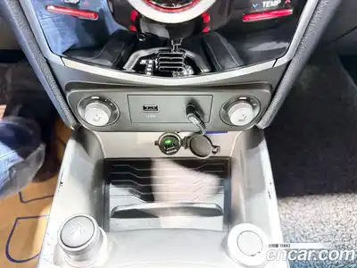 SsangYong TIBOLI 2015 1.6 Автомат в Москве № 421800, миниатюра 10