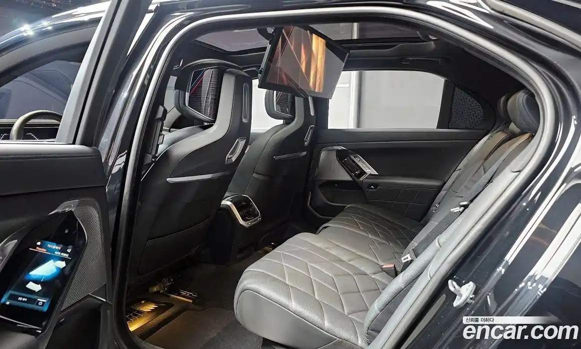 BMW 7-Series 2025 3.0 Автомат в Москве № 424597, фото 13