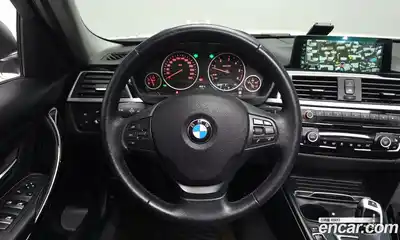 BMW 3-Series 2017 2.0 Автомат в Москве № 426616, миниатюра 12