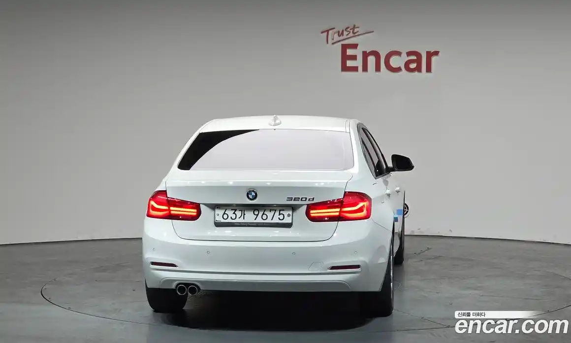 BMW 3-Series 2017 2.0 Автомат в Москве № 426616, фото 3