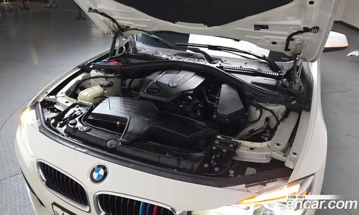 BMW 3-Series 2017 2.0 Автомат в Москве № 426616, фото 5