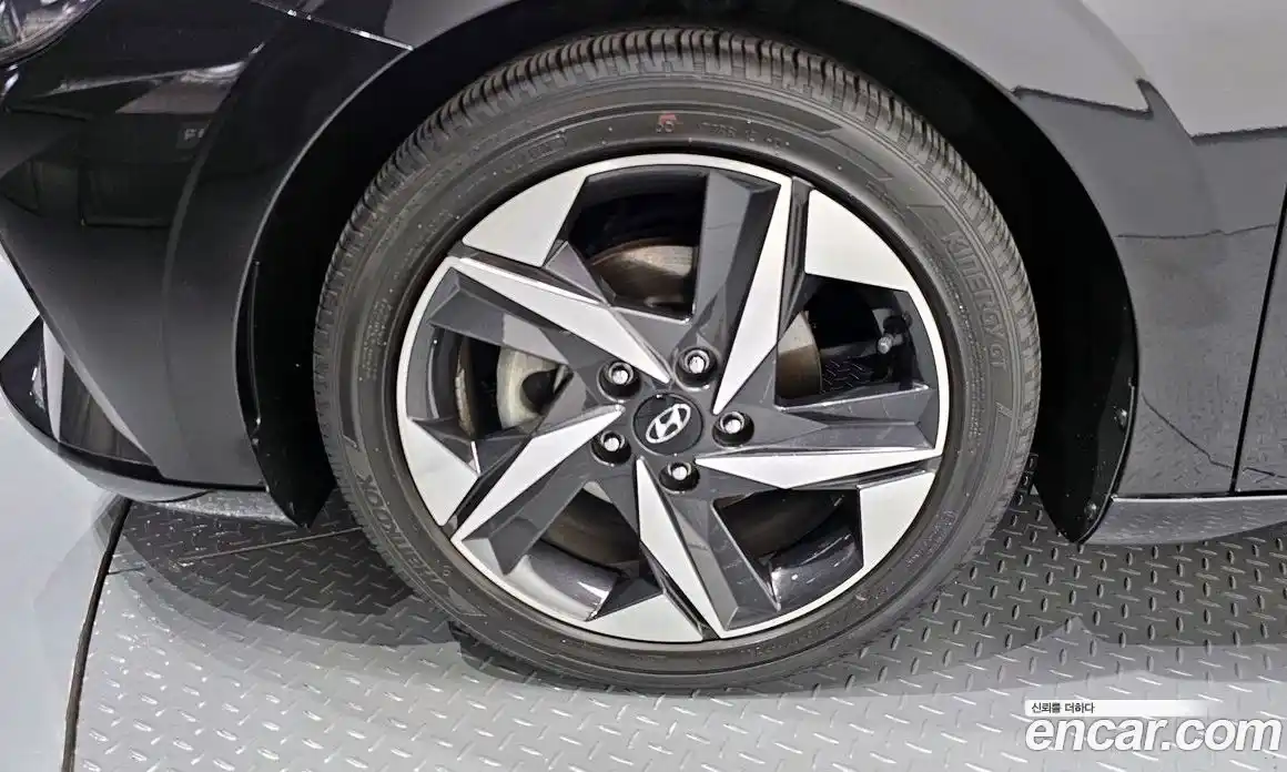 Hyundai Avante 2022 1.6 Автомат в Москве № 459076, фото 5