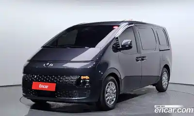 Hyundai Staria, 2023