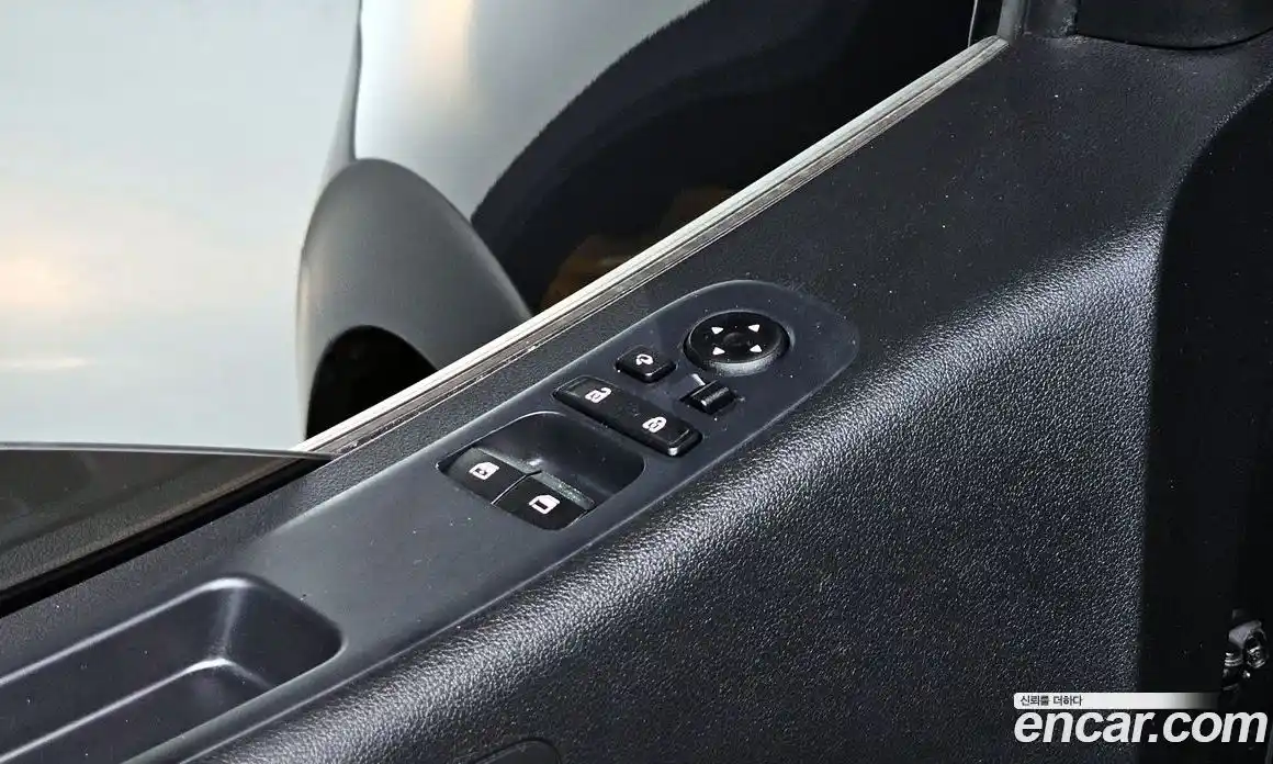 Hyundai Staria 2023 3.5 Автомат в Москве № 459205, фото 17