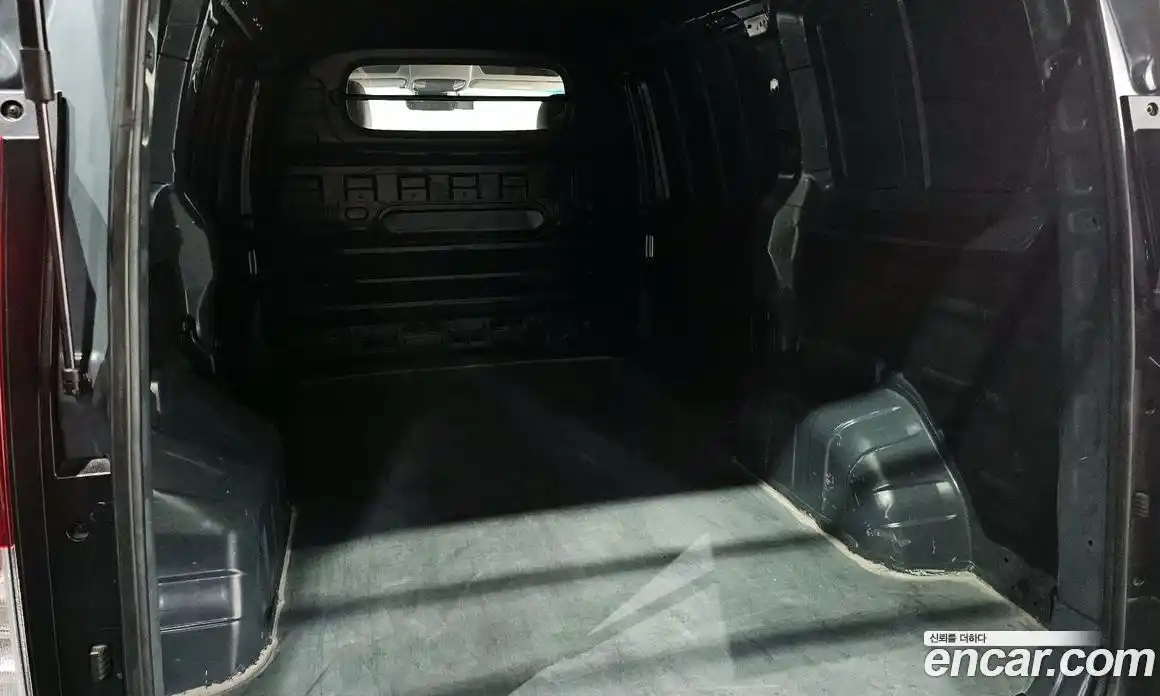 Hyundai Staria 2023 3.5 Автомат в Москве № 459205, фото 20