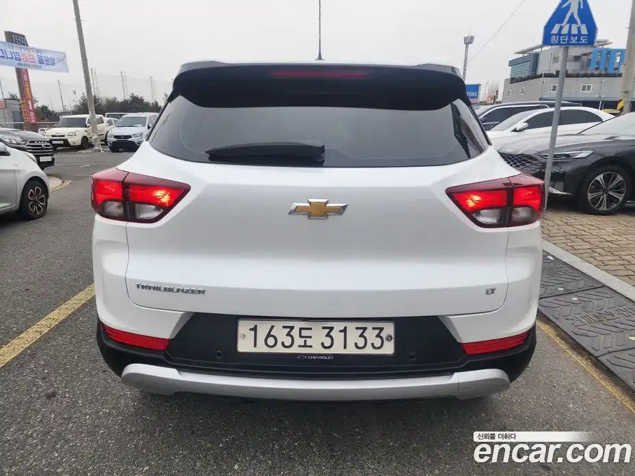 Chevrolet TrailBlazer 2021 1.2 Автомат в Москве № 462236, фото 4