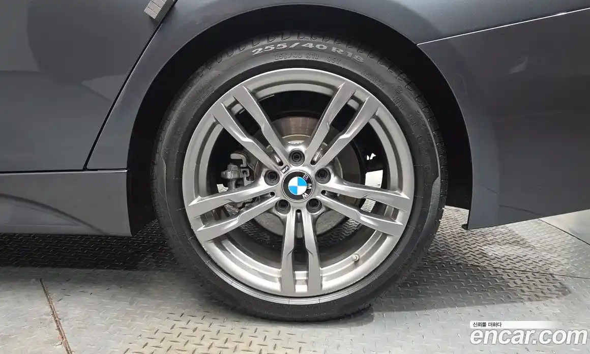 BMW 3-Series 2017 2.0 Автомат в Москве № 465191, фото 5