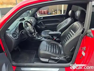 Volkswagen Beatle 2015 2.0 Автомат в Москве № 472526, миниатюра 10