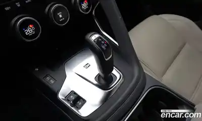 Jaguar E-Pace 2019 2.0 Автомат в Москве № 474235, миниатюра 9