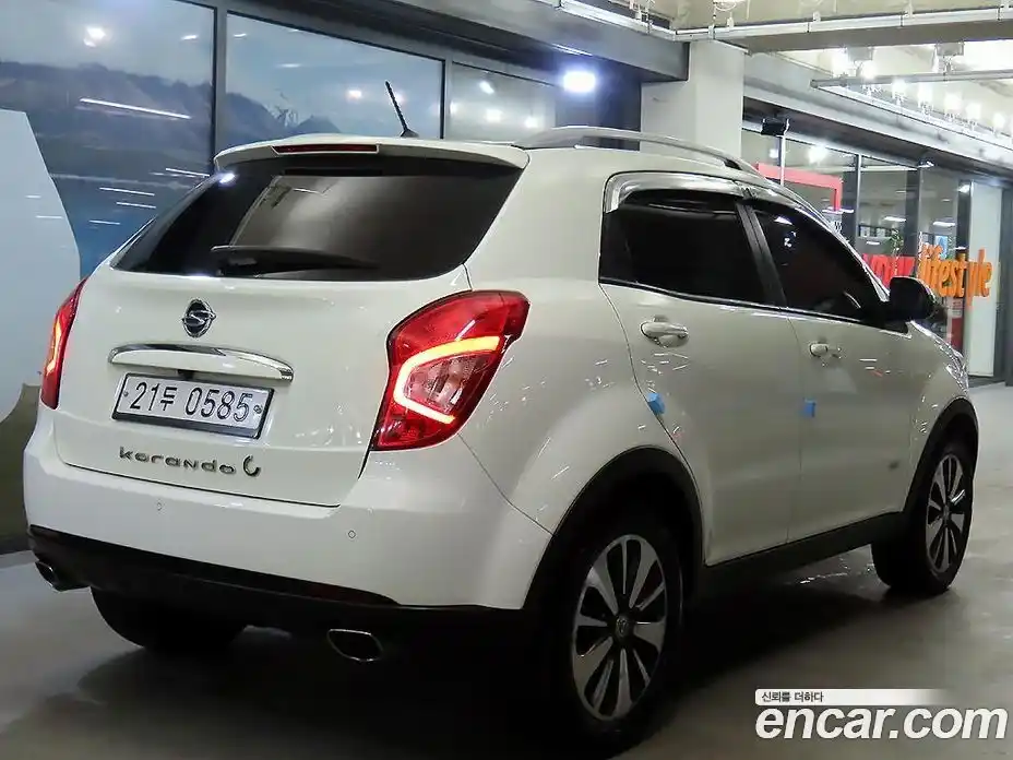 SsangYong Korando 2015 2.0 Автомат в Москве № 491461, фото 4