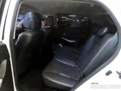 SsangYong Korando 2015 2.0 Автомат в Москве № 491461, миниатюра 7