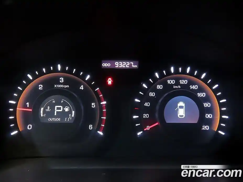 SsangYong Korando 2015 2.0 Автомат в Москве № 491461, фото 9