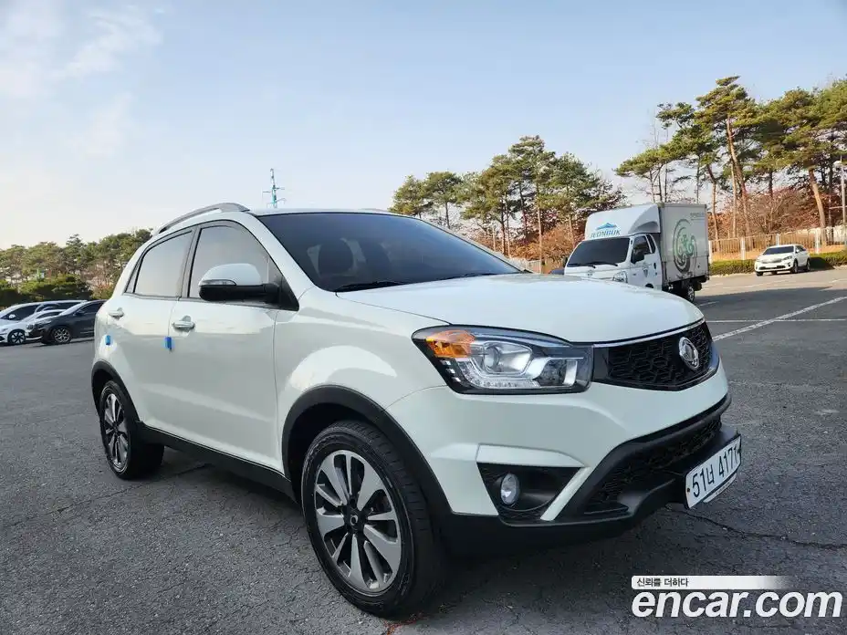 SsangYong Korando 2015 2.0 Автомат в Москве № 491598, фото 1