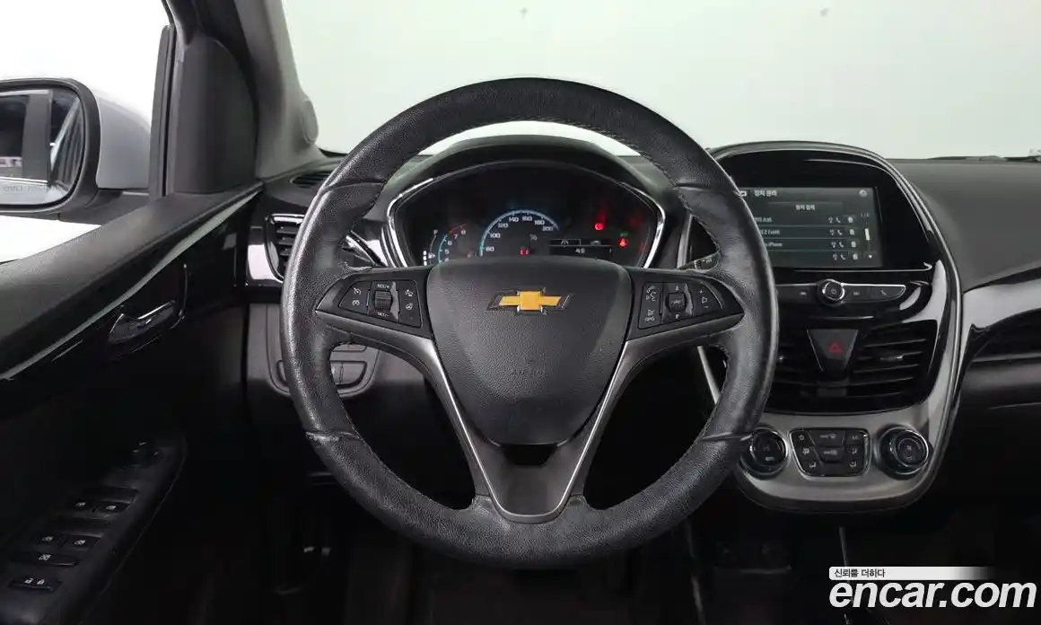 Chevrolet Spark 2016 1.0 Автомат в Москве № 492195, фото 15