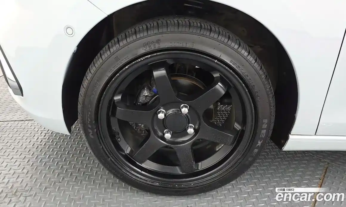 Chevrolet Spark 2016 1.0 Автомат в Москве № 492195, фото 5