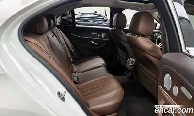 Mercedes-Benz E-Class 2019 2.0 Автомат в Москве № 495274, миниатюра 12