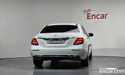 Mercedes-Benz E-Class 2019 2.0 Автомат в Москве № 495274, миниатюра 4