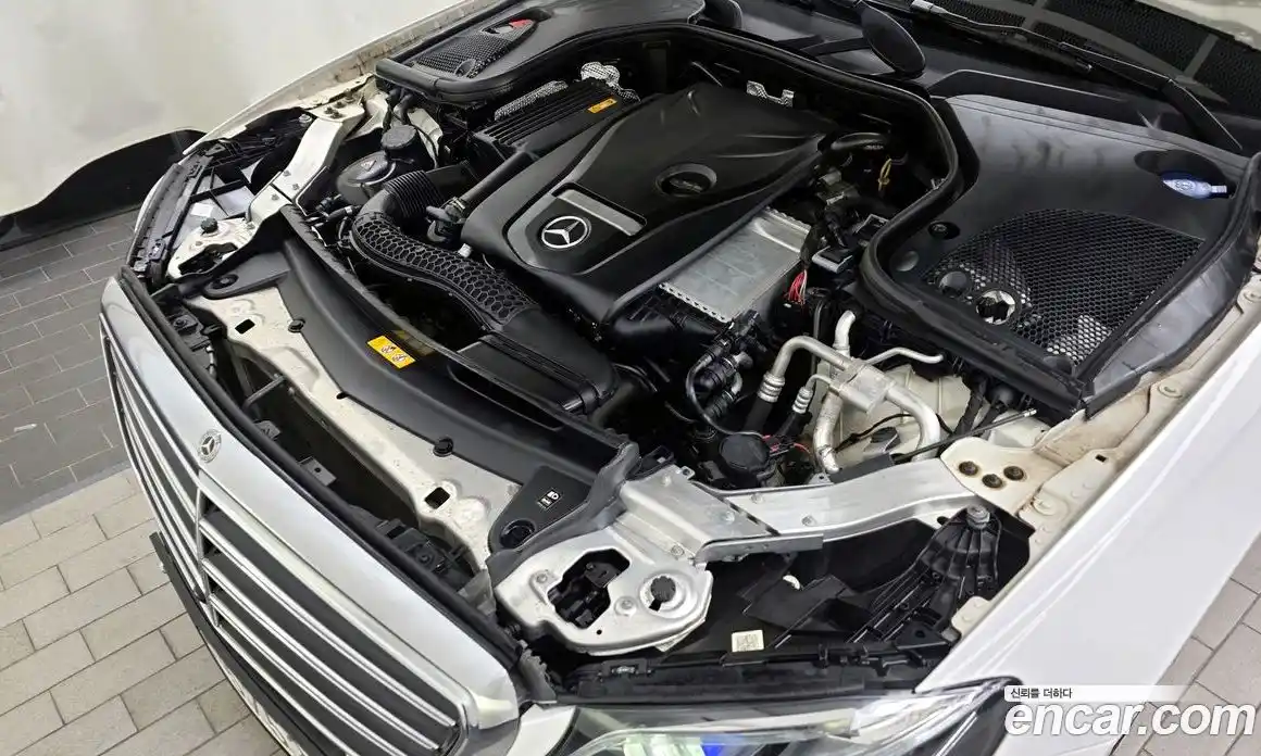 Mercedes-Benz E-Class 2019 2.0 Автомат в Москве № 495274, фото 6