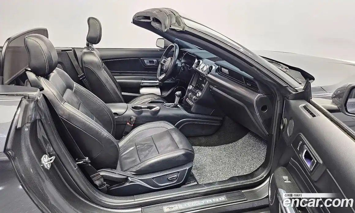 Ford Mustang 2018 2.3 Автомат в Москве № 496397, фото 11