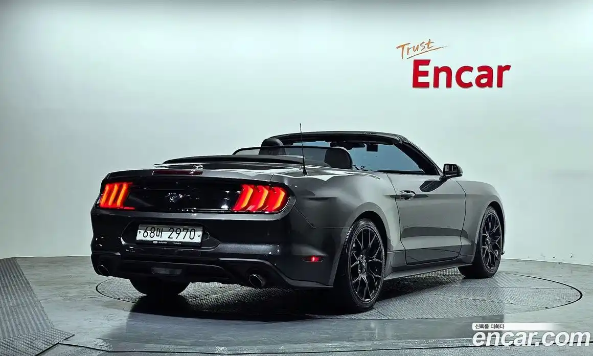 Ford Mustang 2018 2.3 Автомат в Москве № 496397, фото 20