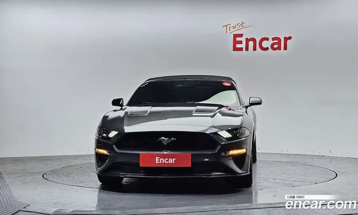 Ford Mustang 2018 2.3 Автомат в Москве № 496397, фото 3