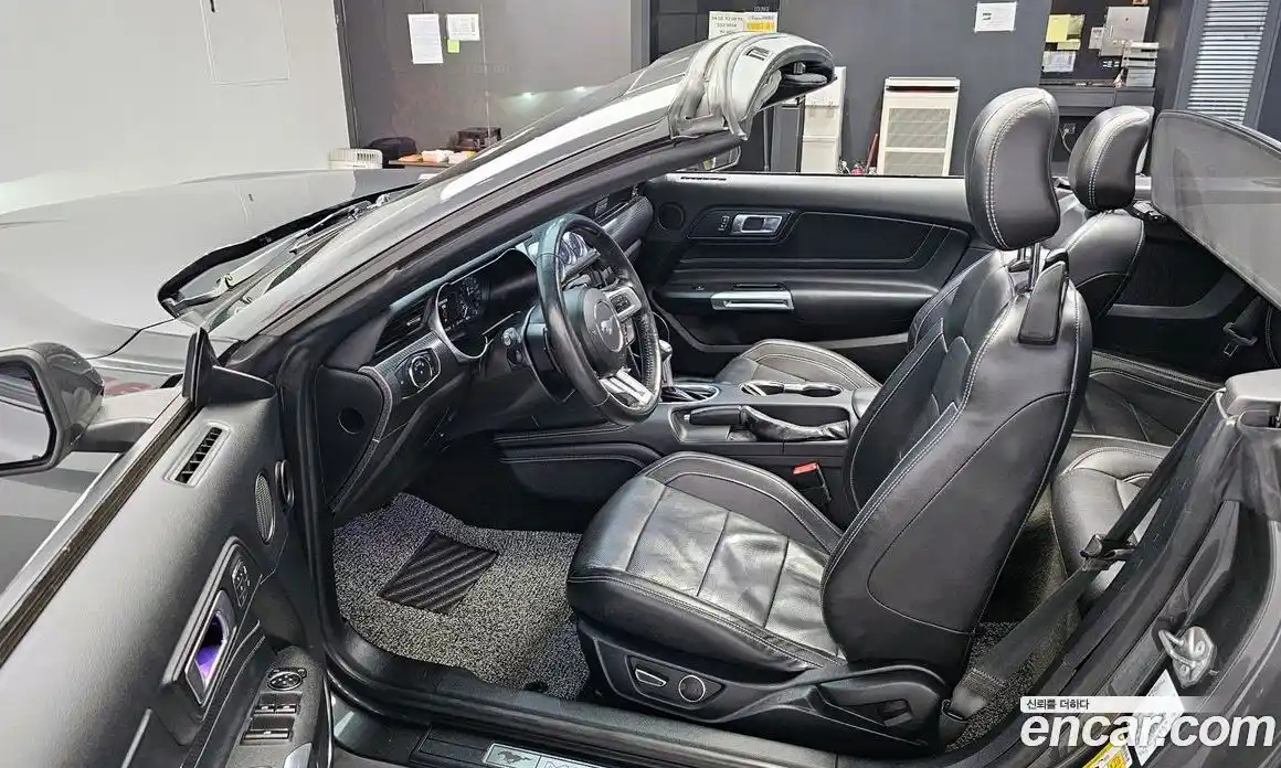 Ford Mustang 2018 2.3 Автомат в Москве № 496397, фото 10