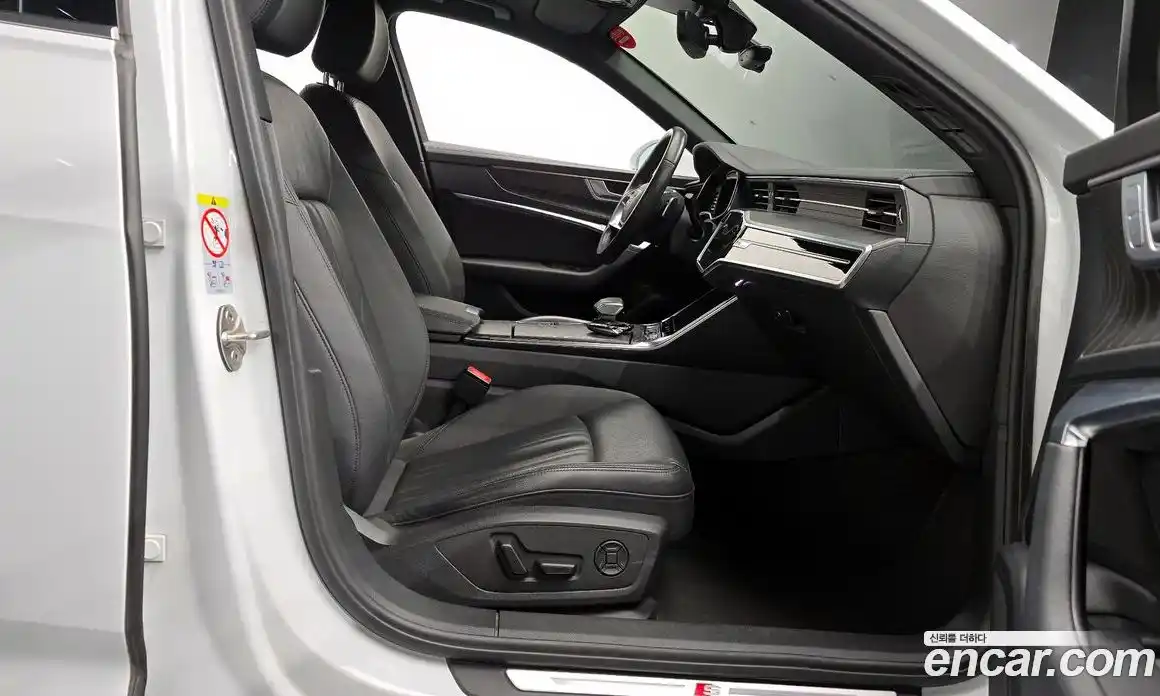 Audi A6 2023 2.0 Автомат в Москве № 496761, фото 11