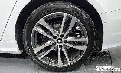 Audi A6 2023 2.0 Автомат в Москве № 496761, миниатюра 5