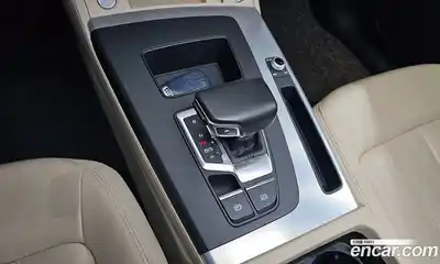 Audi Q5 2021 2.0 Автомат в Москве № 497048, миниатюра 9