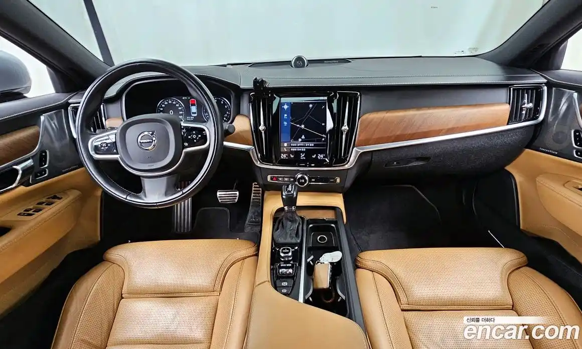Volvo S90 2017 2.0 Автомат в Москве № 497713, фото 7