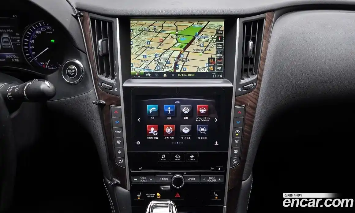 Infiniti Q50 2015 3.5 Автомат в Москве № 500408, фото 14