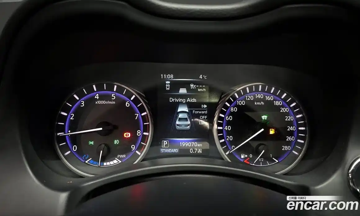 Infiniti Q50 2015 3.5 Автомат в Москве № 500408, фото 8