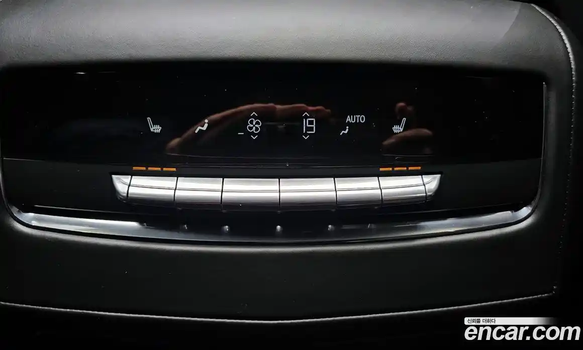 Cadillac Escalade 2022 6.2 Автомат в Москве № 500682, фото 17